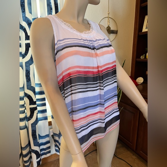 ELLE Multi-Colored Striped Tank Size Large - Picture 2 of 9